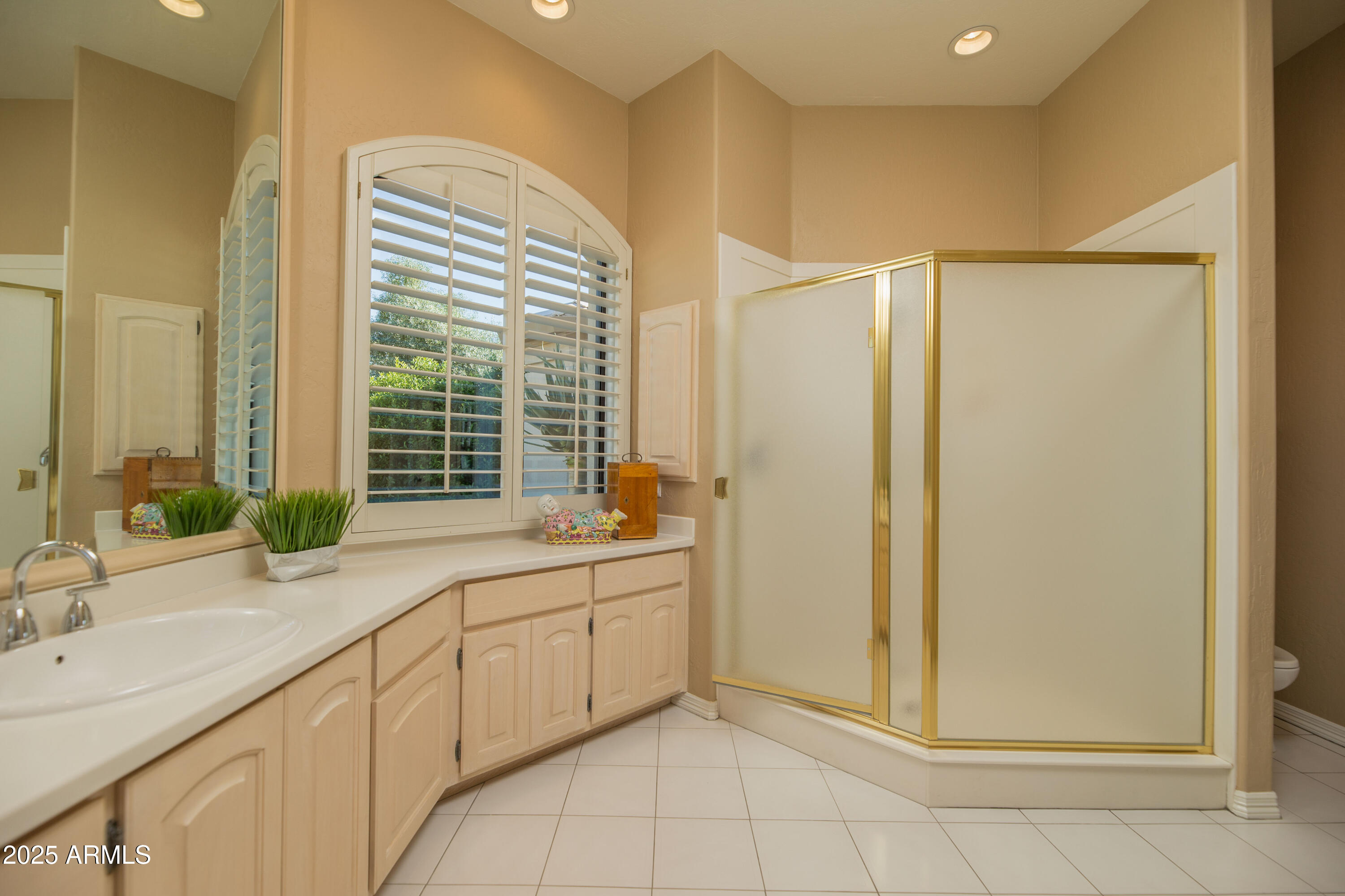 7878 East Gainey Ranch Road, Unit 35 Scottsdale, AZ 85258 - Photo 30 of 48 Guest Suite Bath