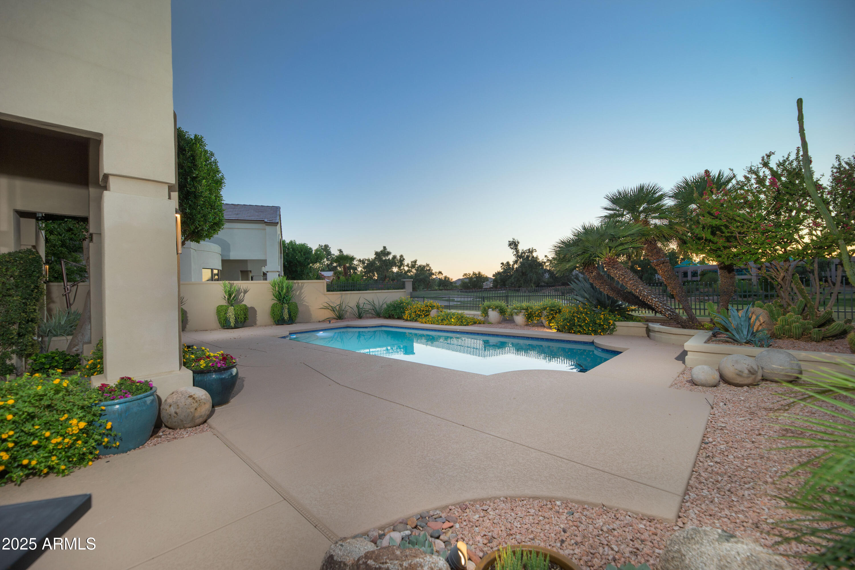 7878 East Gainey Ranch Road, Unit 35 Scottsdale, AZ 85258 - Photo 10 of 48 Golf Course & Mountain Views
