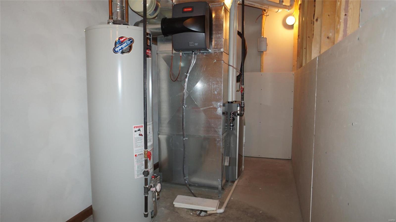 2791 East B Street Road, Unit A Belleville, IL 62221 - Photo 54 of 63 Gallery Image 54