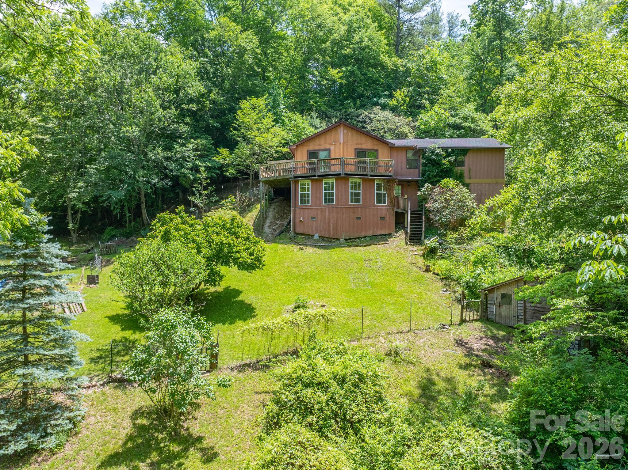 295 Richmond Road Bakersville, NC 28705 - Photo 2 of 33