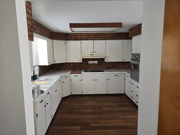 $324,900 | 24195 Third Avenue, Mattawan, MI 49071