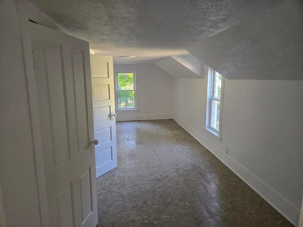 $324,900 | 24195 Third Avenue, Mattawan, MI 49071