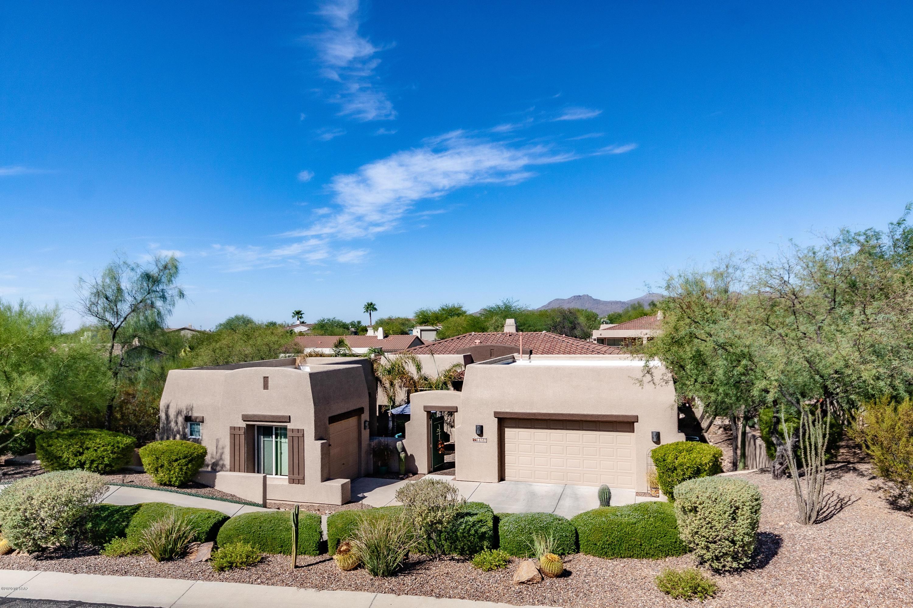 12707 North Piping Rock Road Oro Valley, AZ 85755 - Photo 1 of 50