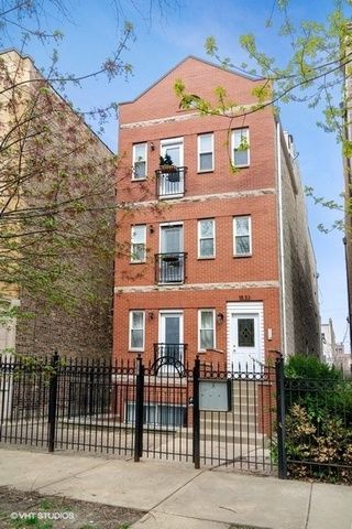 $330,000 | 1533 North Artesian Avenue, Unit 2, Chicago, IL 60622