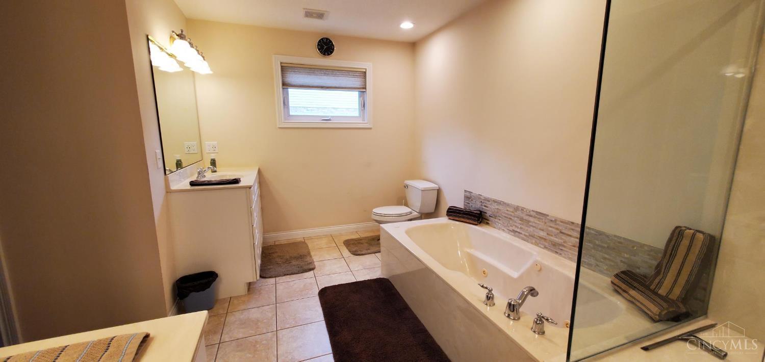4381 Rita Mae Drive Fairfield, OH 45014 - Photo 33 of 44