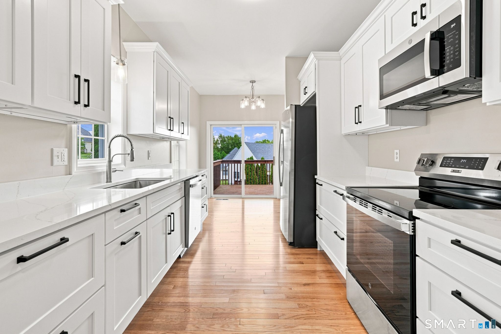8 South Pond Road, Unit 8 Bloomfield, CT 06002 - Photo 18 of 40 Gallery Image 18