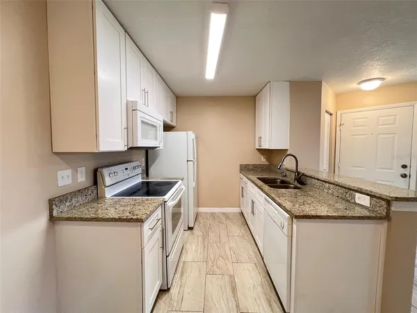 $1,299 | 727 Sugar Bay Way, Unit 113, Lake Mary, FL 32746