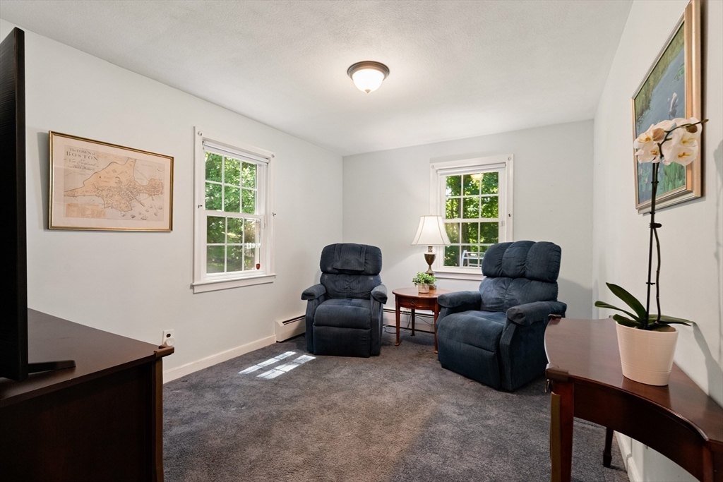 31 Hiawatha Road Woburn, MA 01801 - Photo 11 of 29