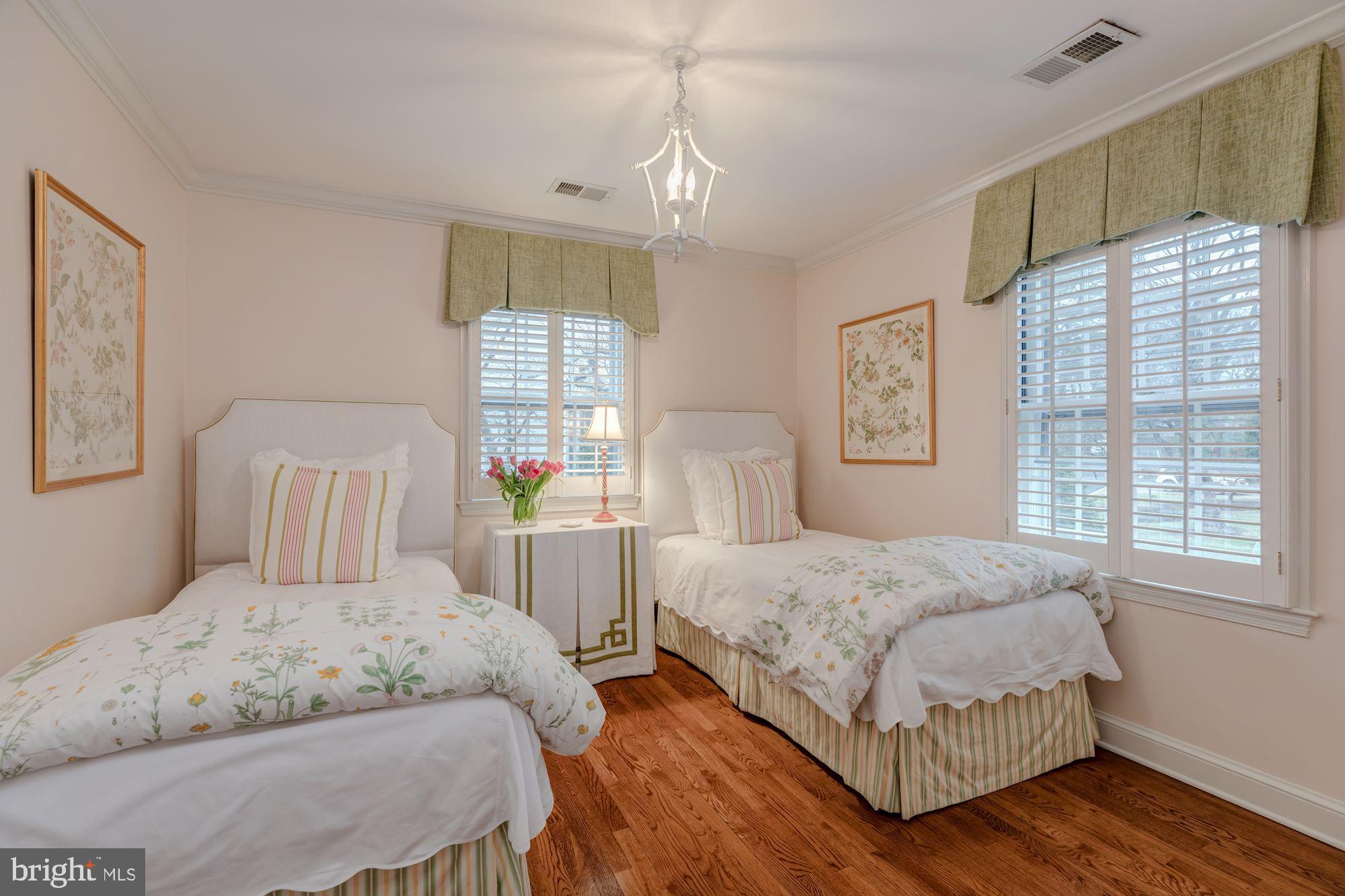 5301 Elliott Road Bethesda, MD 20816 - Photo 17 of 24 Upper Level - Bedroom 4
