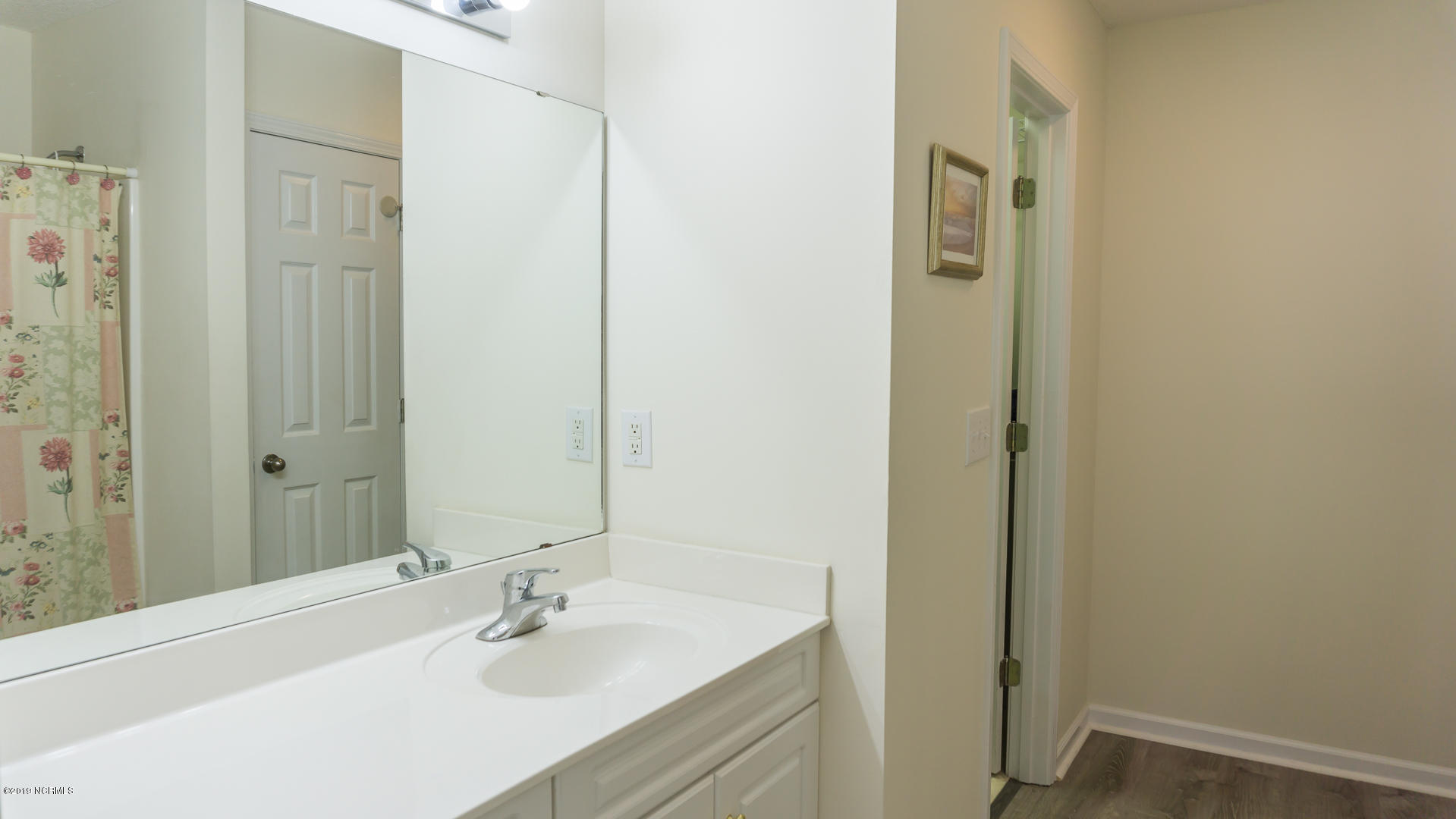 7295 Nursery Road Southwest Ocean Isle Beach, NC 28469 - Photo 10 of 31 Master bath