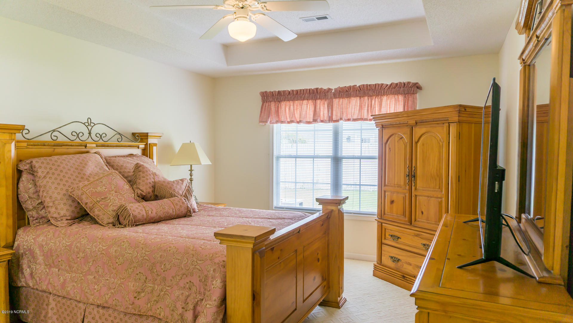 7295 Nursery Road Southwest Ocean Isle Beach, NC 28469 - Photo 8 of 31 Master bedroom