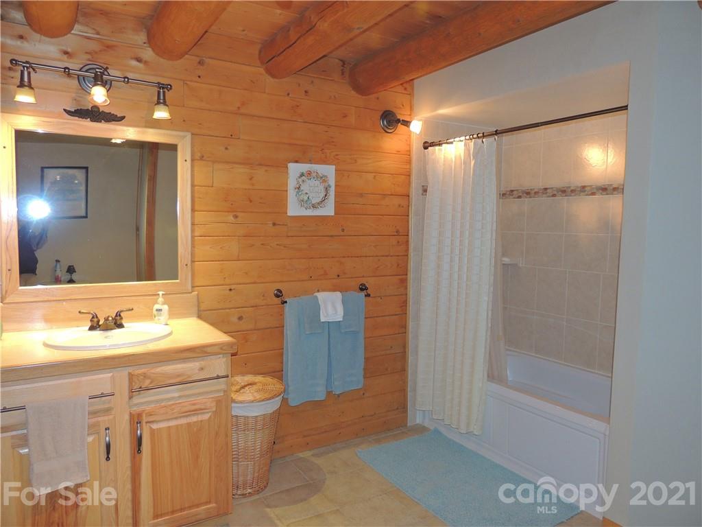 503 Summit Parkway, Unit LO16 Bostic, NC 28018 - Photo 12 of 38