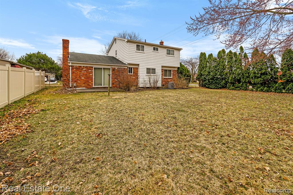 20698 Coachwood Road Riverview, MI 48193 - Photo 28 of 32 Gallery Image 28