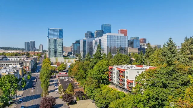 a picture of city view