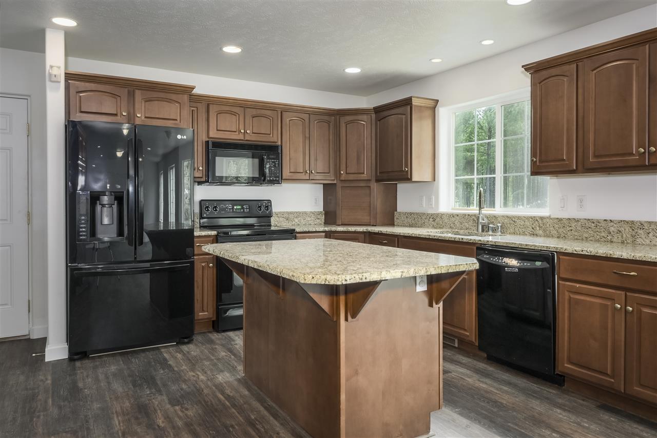 29603 North Perry Road Deer Park, WA 99006 - Photo 12 of 47 Gallery Image 12