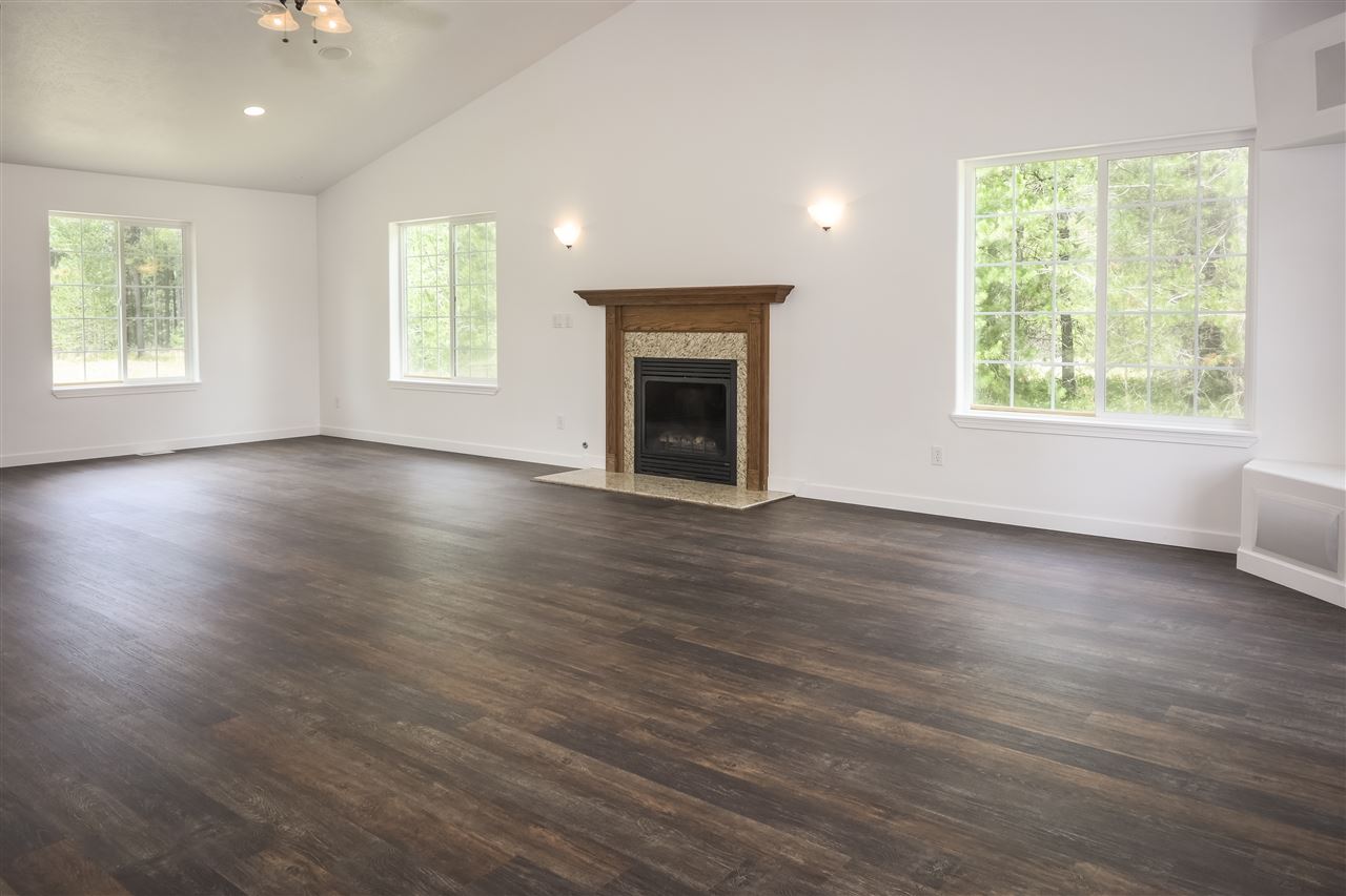29603 North Perry Road Deer Park, WA 99006 - Photo 6 of 47 Gallery Image 6