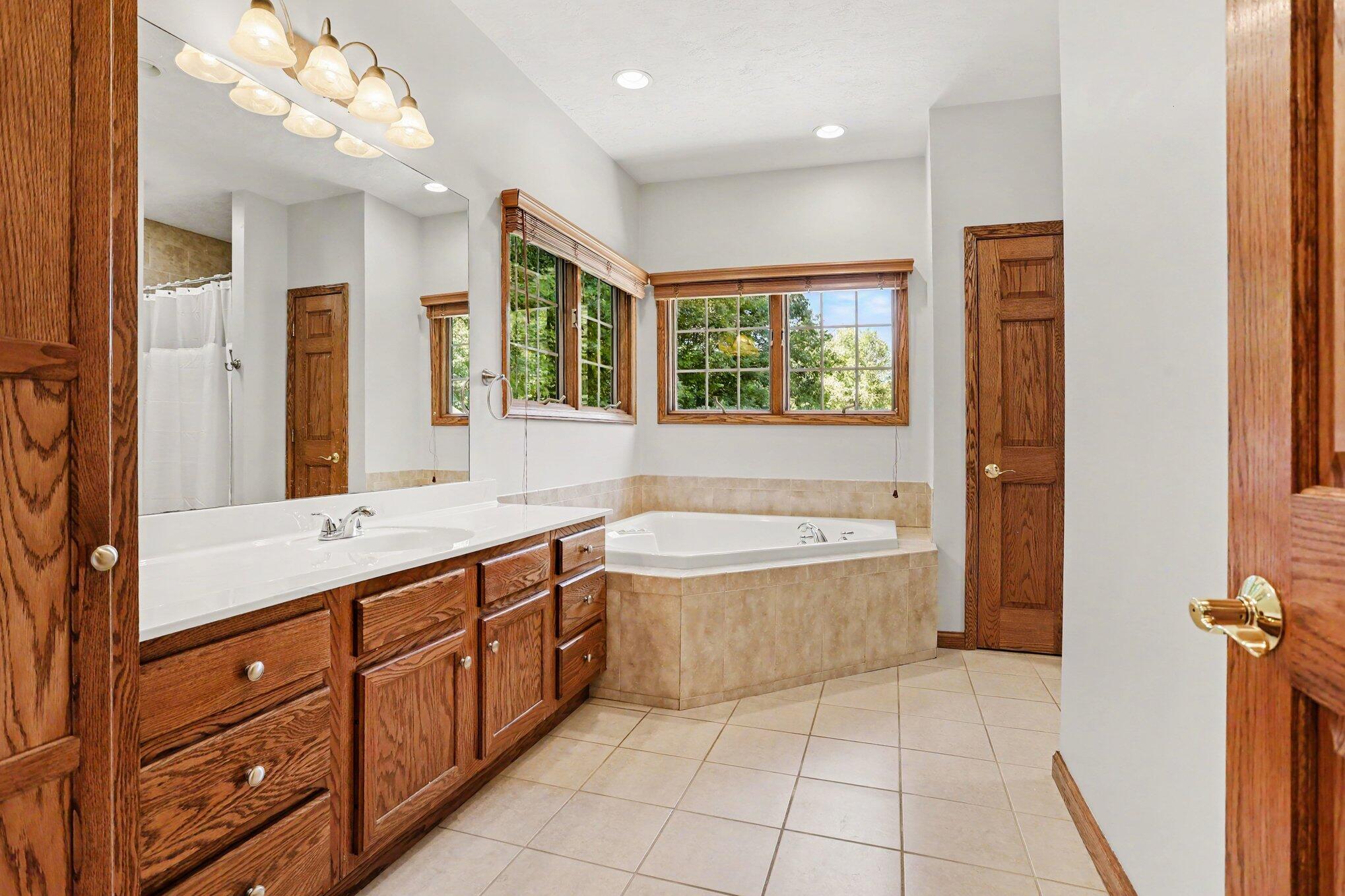 7165 Trappers Ridge Battle Creek, MI 49014 - Photo 14 of 51 021_file_4683
