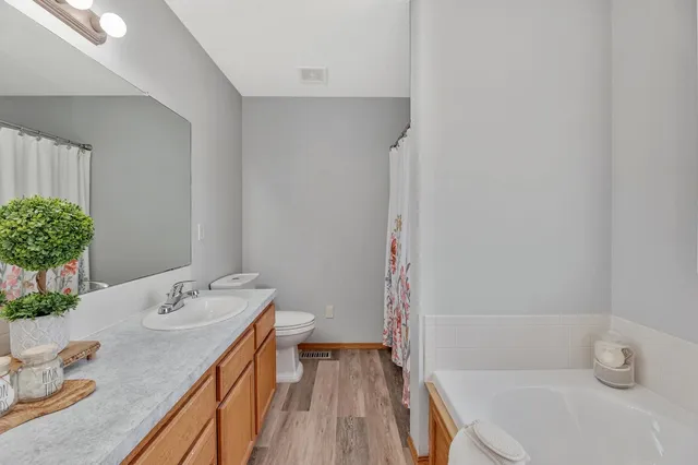 $270,000 | 2114 East St Andrew Court, Goddard, KS 67052