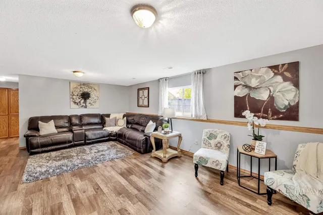 $270,000 | 2114 East St Andrew Court, Goddard, KS 67052