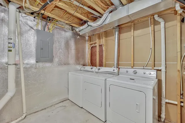 $270,000 | 2114 East St Andrew Court, Goddard, KS 67052