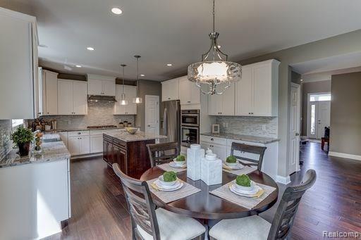 1420 Tanny Town Road Canton, MI 48188 - Photo 10 of 14 jb9XX1RZFR.jpg