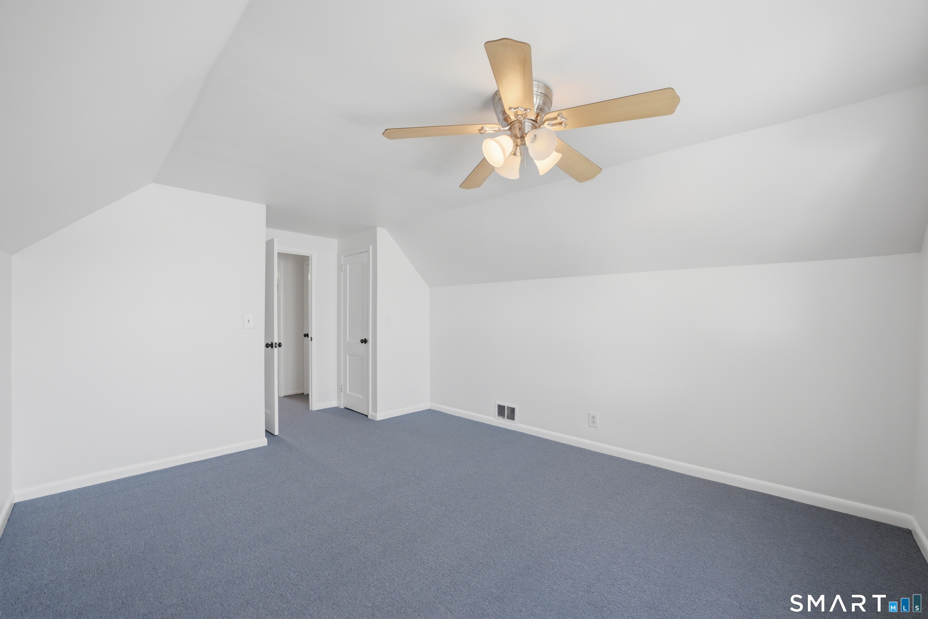 775 Stratford Road Stratford, CT 06615 - Photo 22 of 40