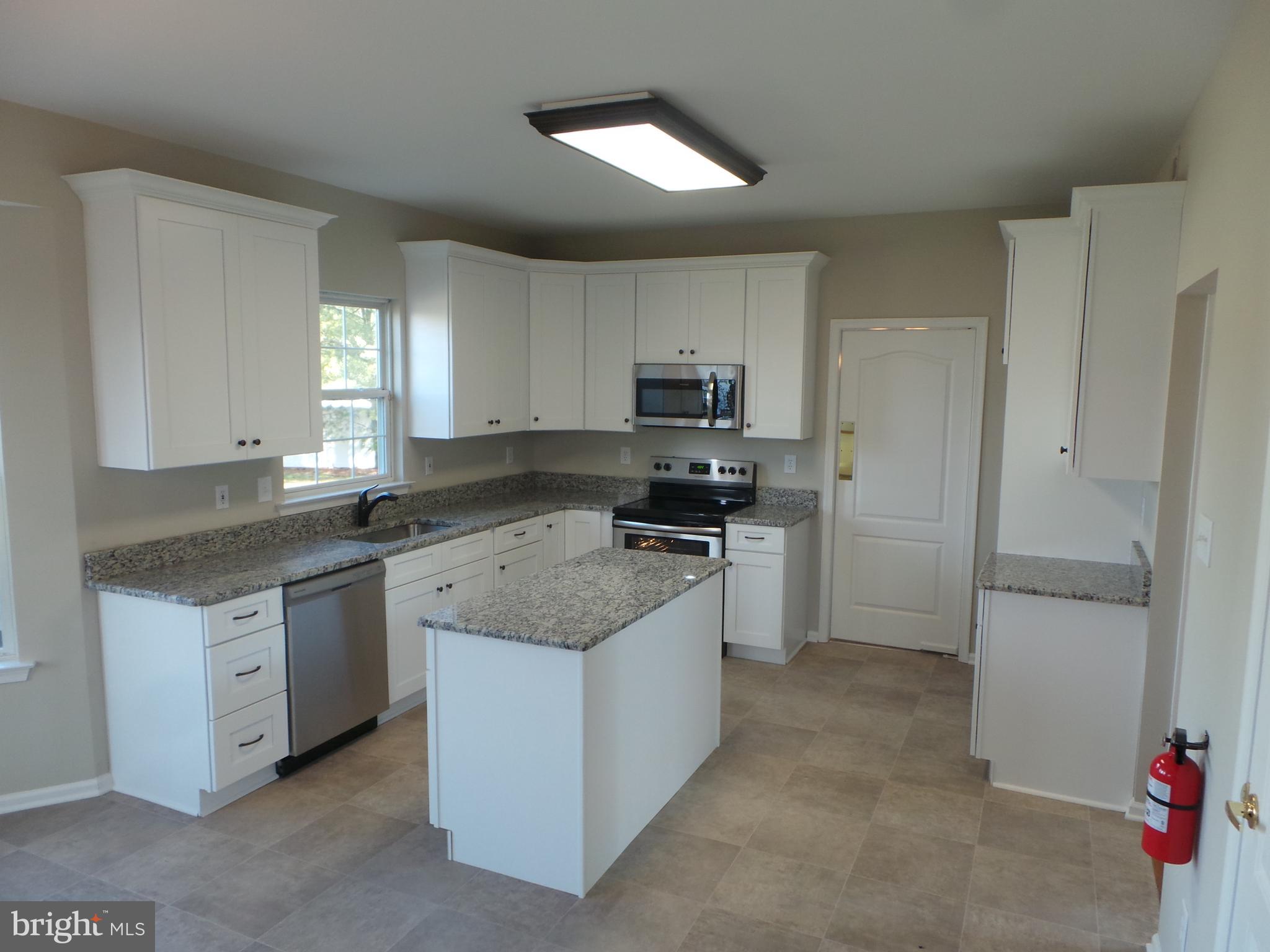 15 Rainbow Drive Sewell, NJ 08080 - Photo 8 of 45