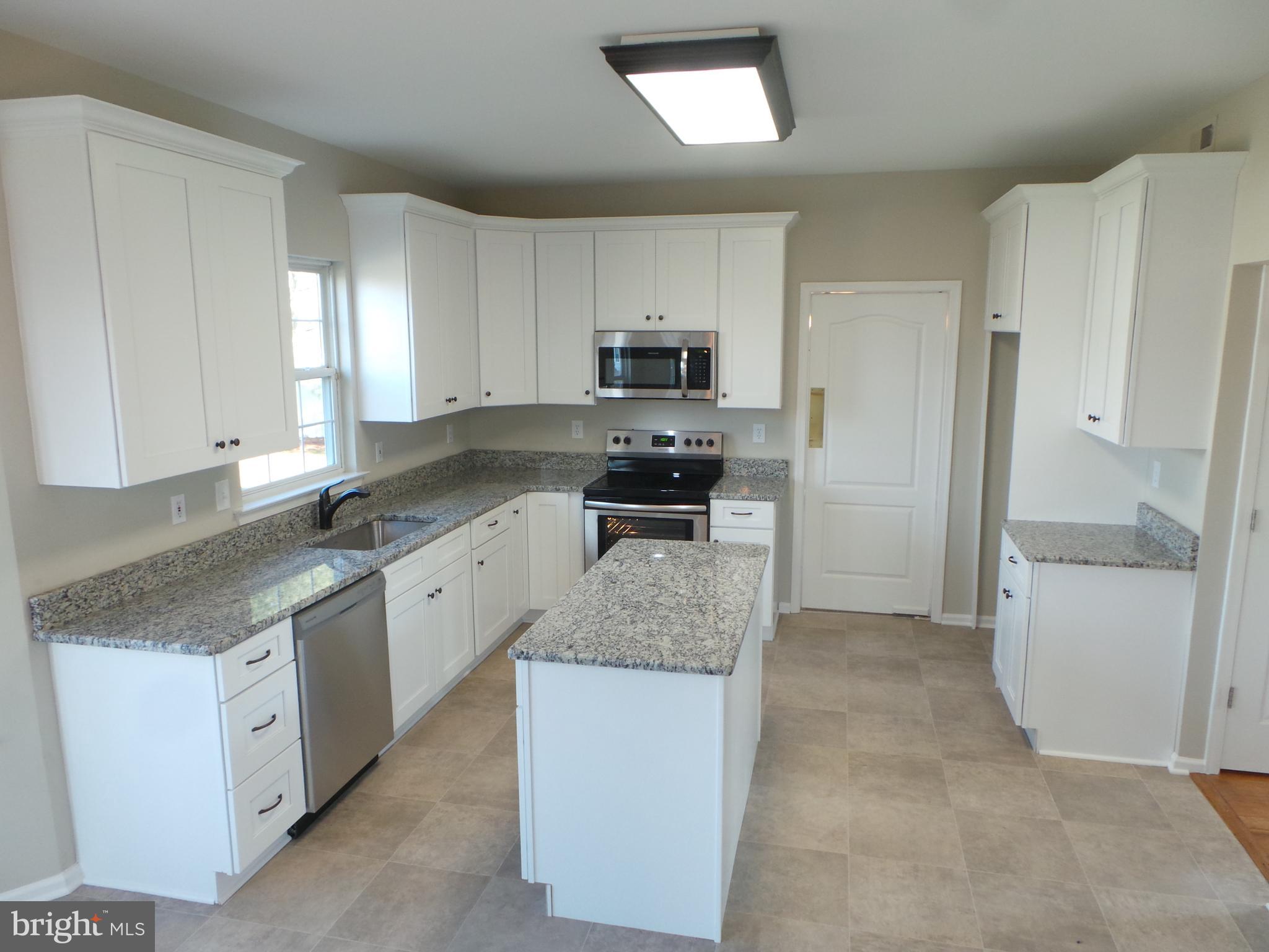 15 Rainbow Drive Sewell, NJ 08080 - Photo 9 of 45