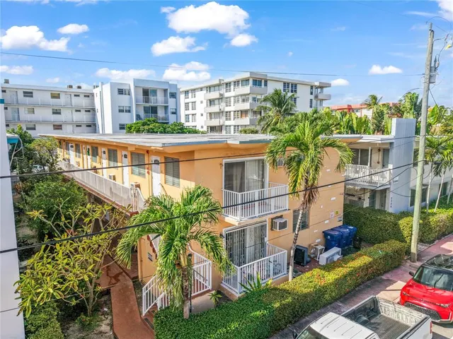 $164,500 | 7720 Harding Avenue, Unit 1, Miami Beach, FL 33141
