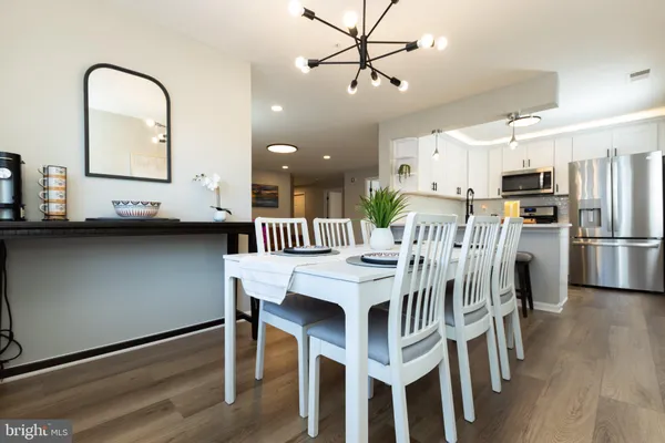 $325,000 | 9101 Gracious End Court, Unit 204, Columbia, MD 21046