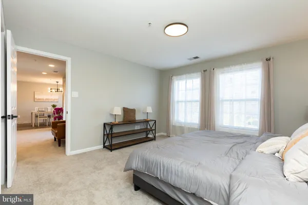 $325,000 | 9101 Gracious End Court, Unit 204, Columbia, MD 21046