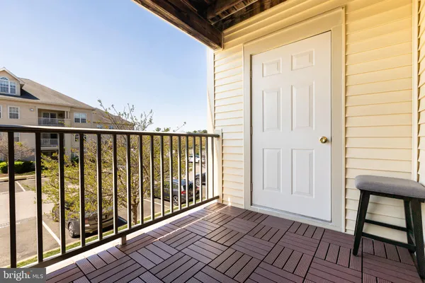 $325,000 | 9101 Gracious End Court, Unit 204, Columbia, MD 21046