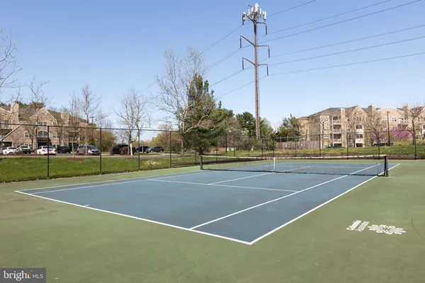 $325,000 | 9101 Gracious End Court, Unit 204, Columbia, MD 21046