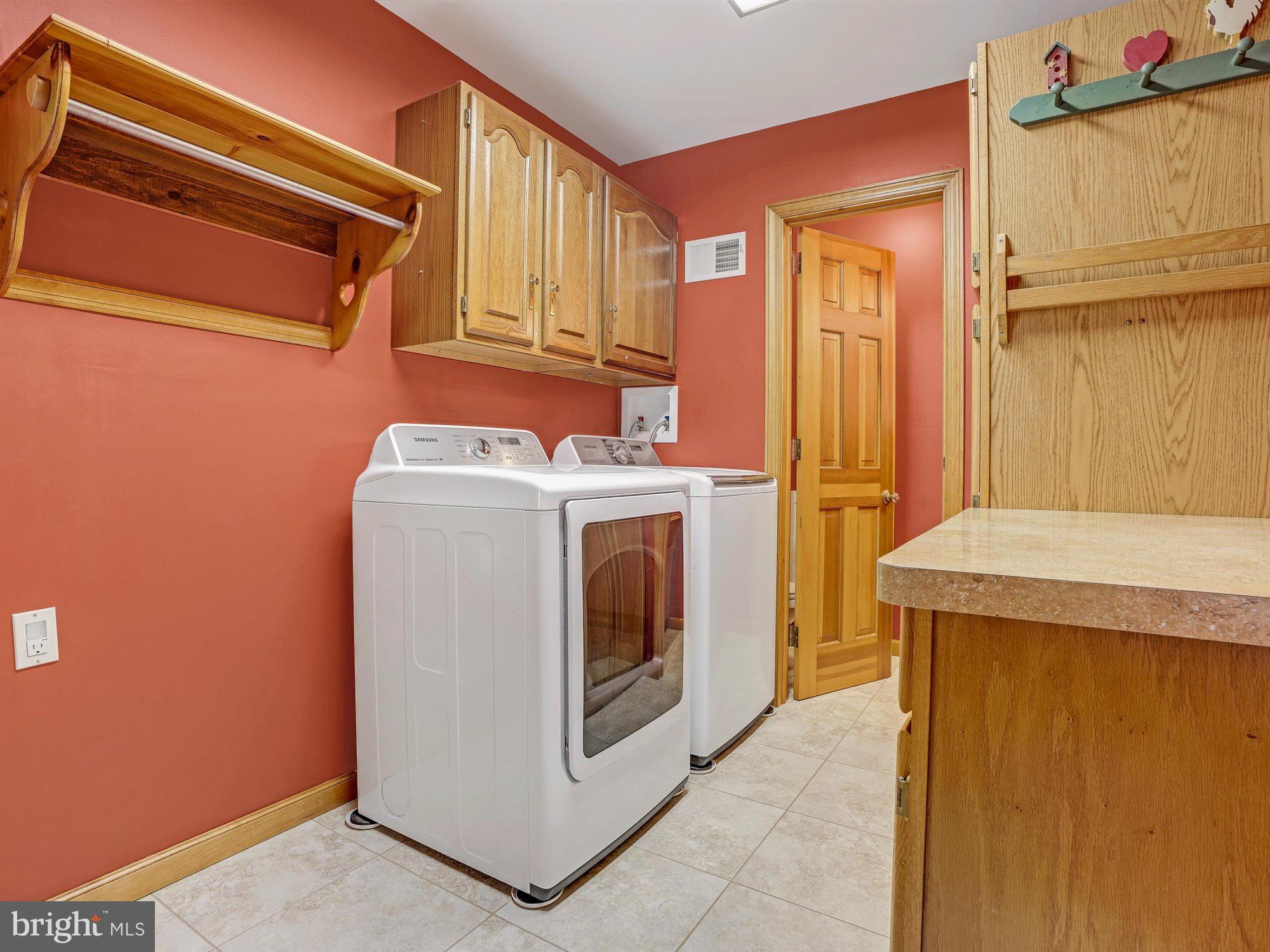 947 Iron Bridge Road Mount Joy, PA 17552 - Photo 14 of 42 Gallery Image 14