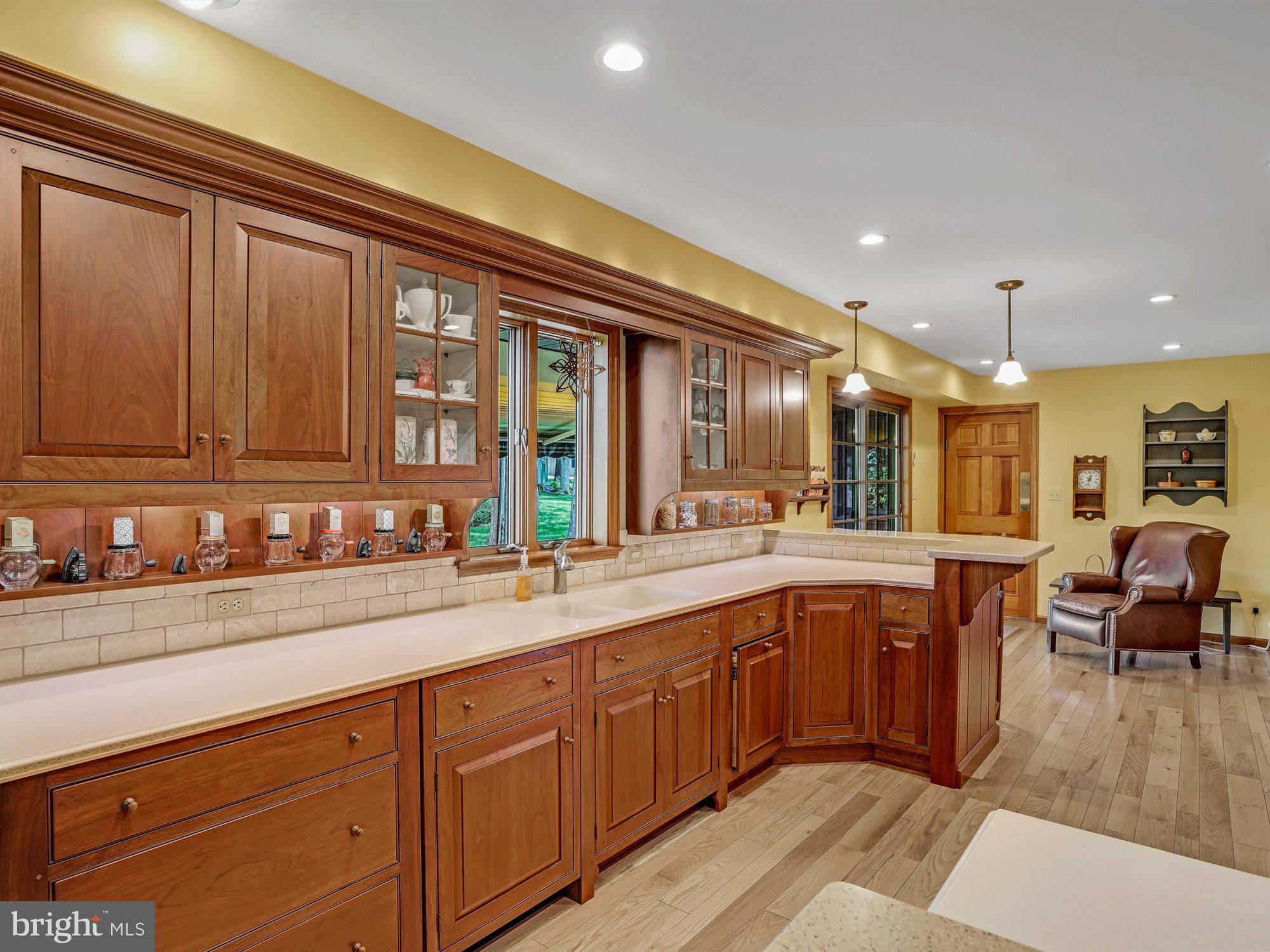 947 Iron Bridge Road Mount Joy, PA 17552 - Photo 10 of 42 Gallery Image 10