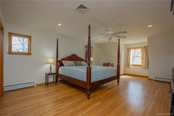 $979,000 | 4 Cristin Court, Stony Point, NY 10980