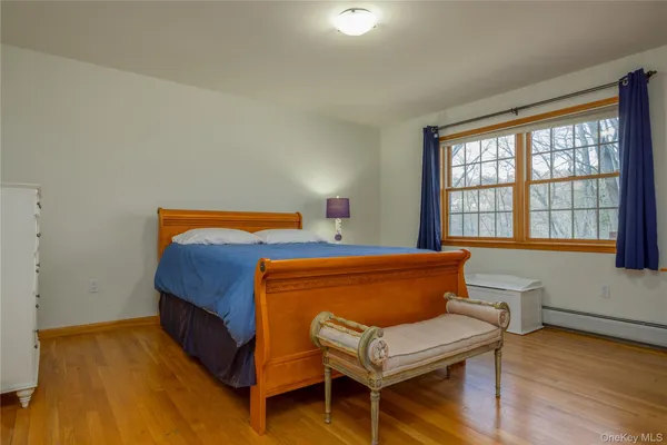 $979,000 | 4 Cristin Court, Stony Point, NY 10980