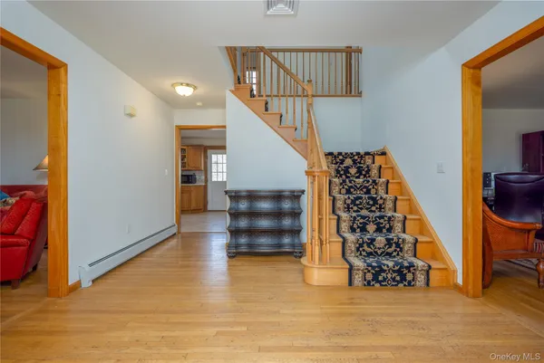 $979,000 | 4 Cristin Court, Stony Point, NY 10980