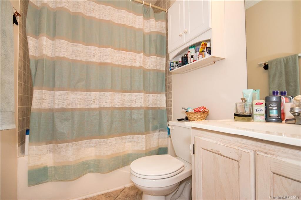 256 Valleyview Road Mooresville, NC 28117 - Photo 9 of 14