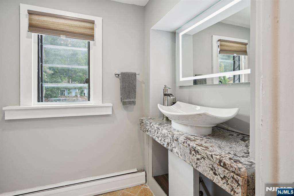 716 Glen Road Sparta, NJ 07871 - Photo 17 of 38