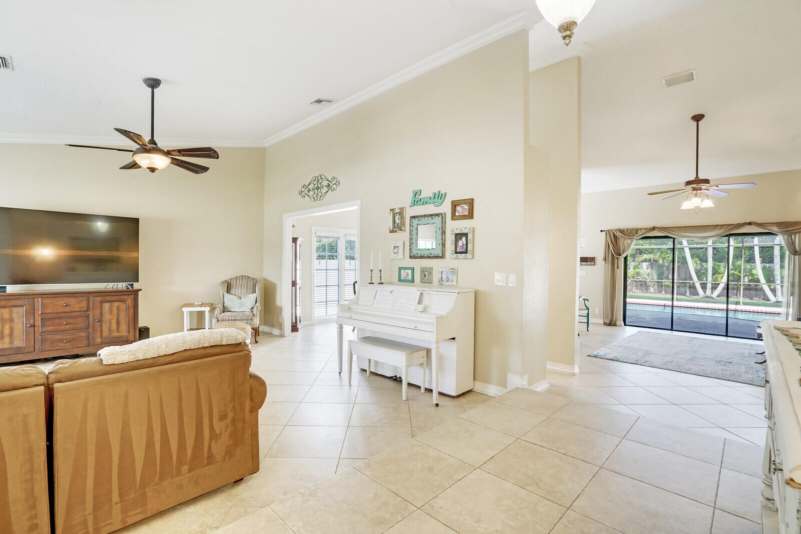 21929 Cricklewood Boca Raton, FL 33428 - Photo 12 of 47 Great Room