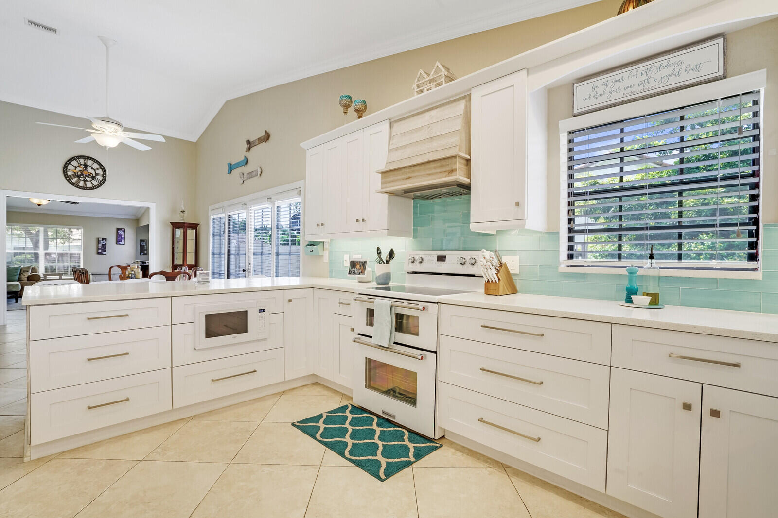 21929 Cricklewood Boca Raton, FL 33428 - Photo 26 of 47 Luxury kitchen