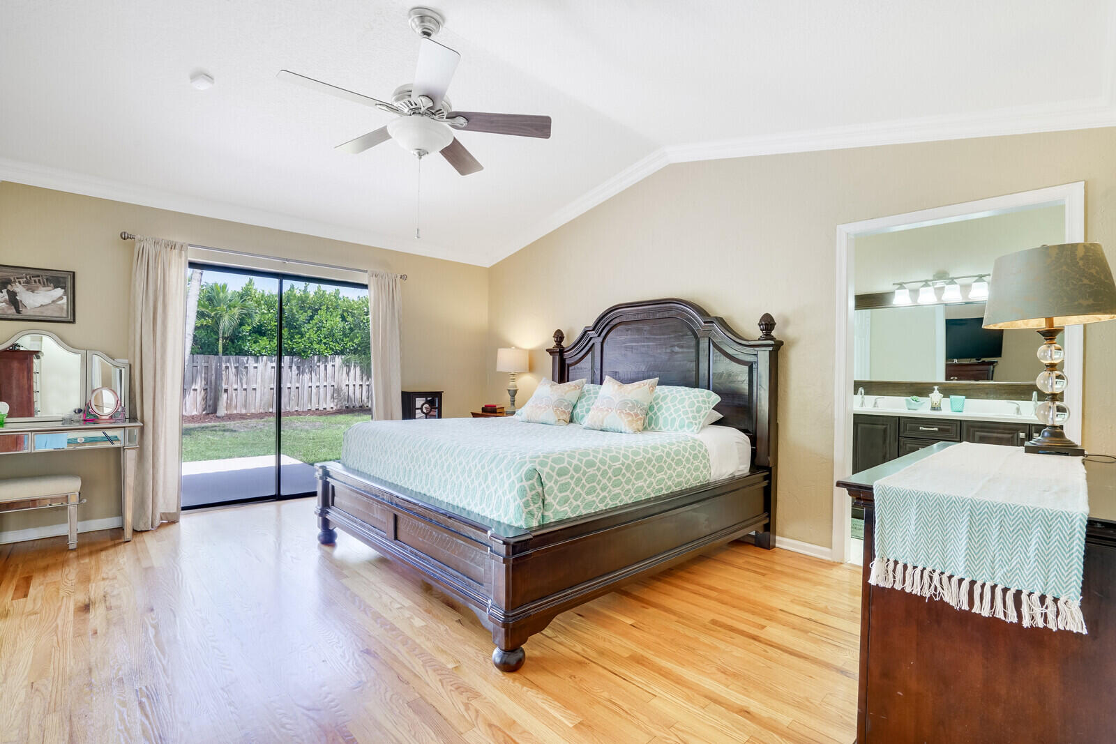 21929 Cricklewood Boca Raton, FL 33428 - Photo 29 of 47 Owner's suite