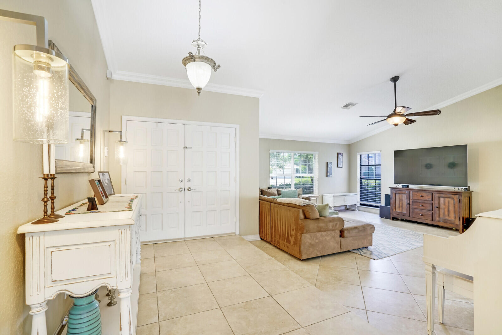 21929 Cricklewood Boca Raton, FL 33428 - Photo 9 of 47 Grand entry