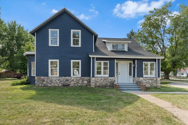 $320,000 | 1118 Colfax Avenue, Benton Harbor, MI 49022