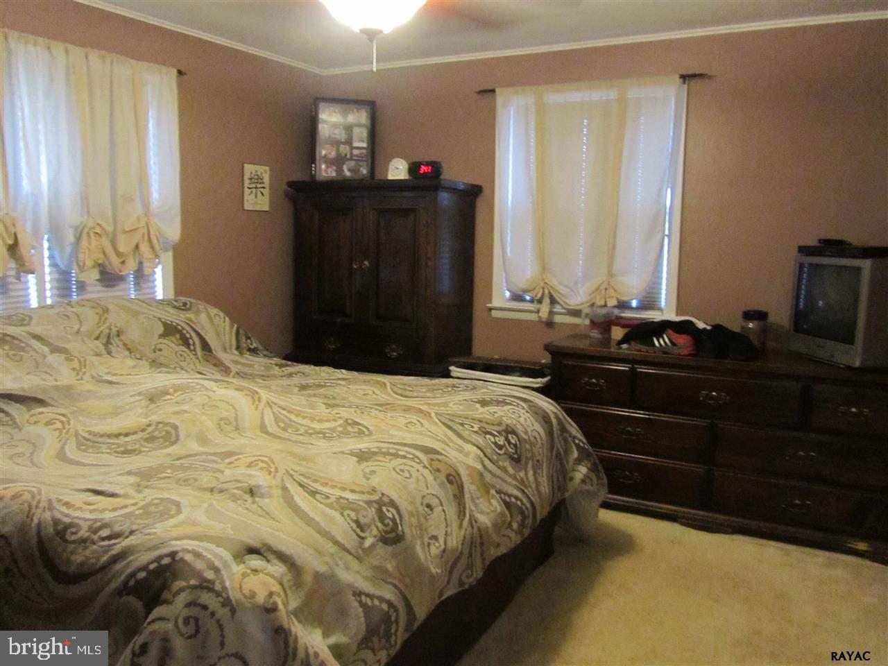 541 Haines Road York, PA 17402 - Photo 11 of 19 Gallery Image 11