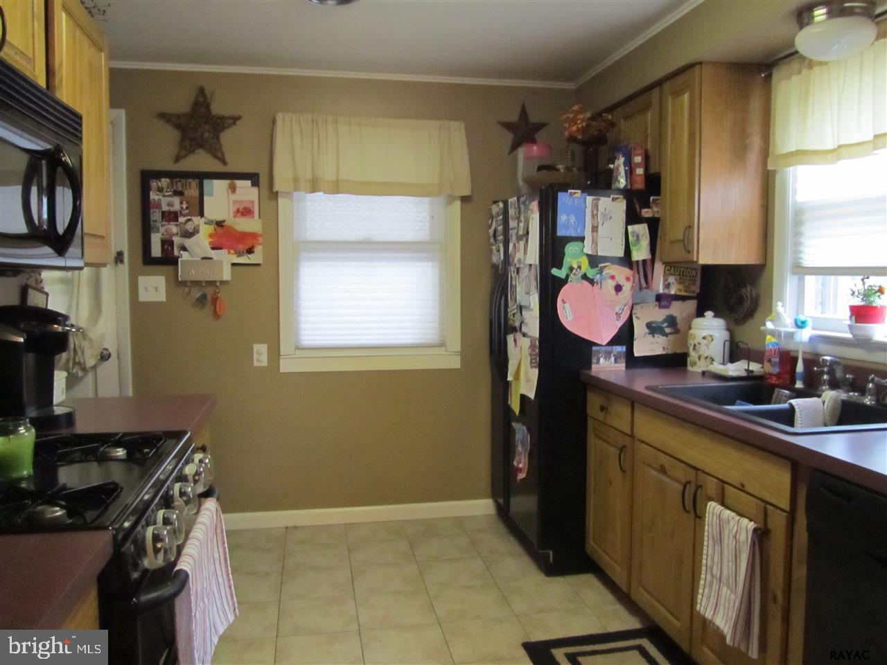 541 Haines Road York, PA 17402 - Photo 8 of 19 Gallery Image 8