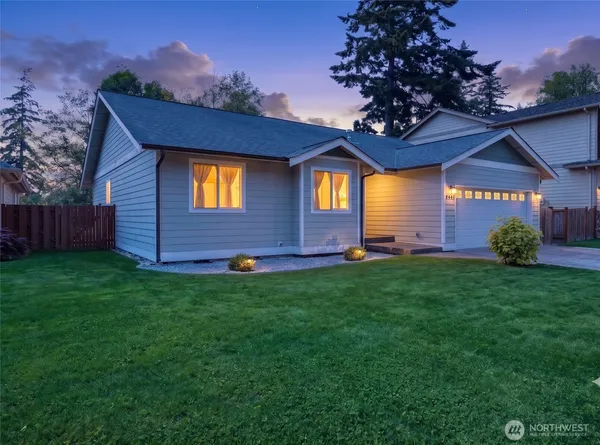 $599,999 | 7947 East Golf Course Drive, Blaine, WA 98230