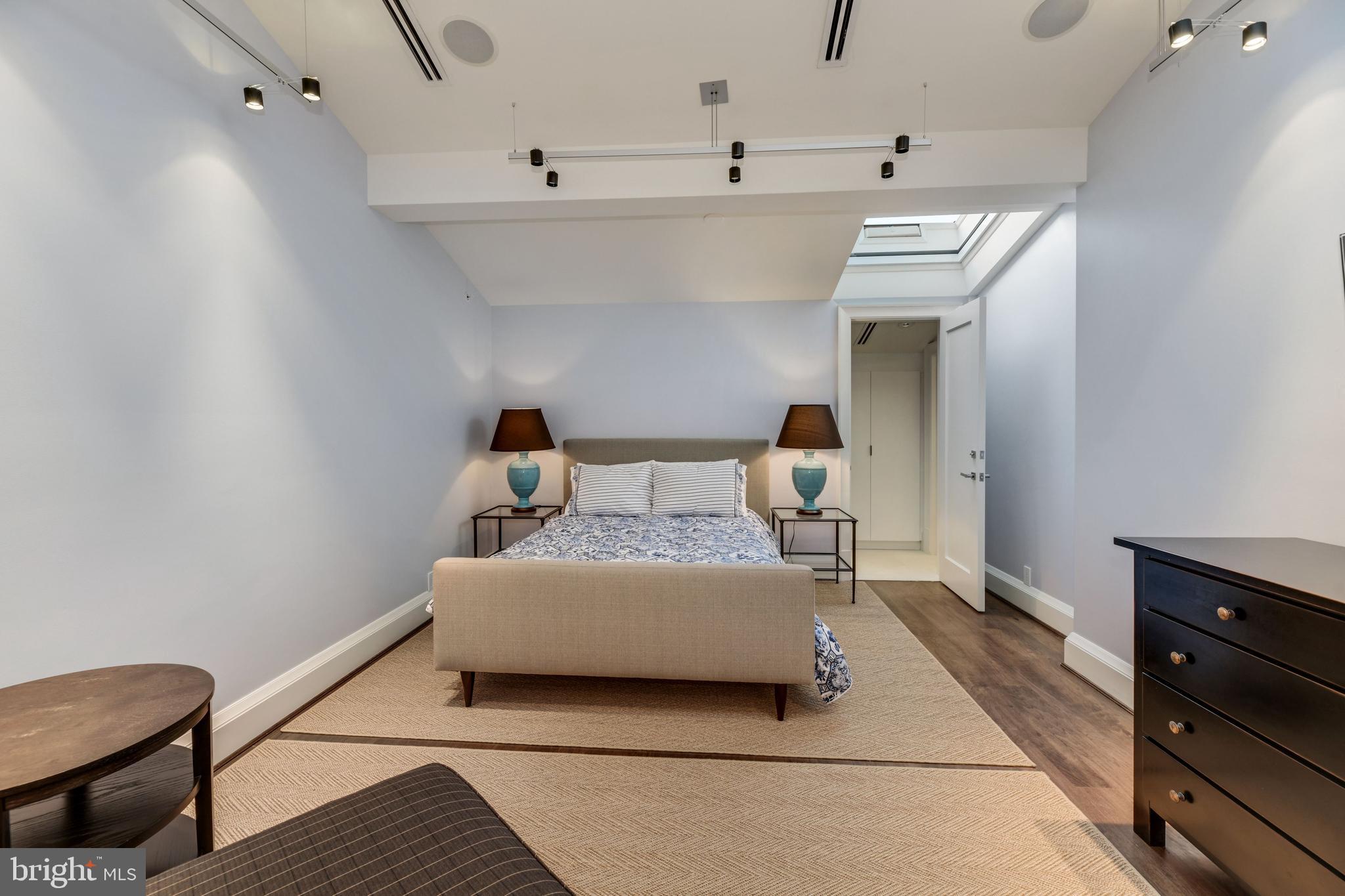 3329 Prospect Street Northwest, Unit 7 Washington, DC 20007 - Photo 35 of 50 a living room with furniture