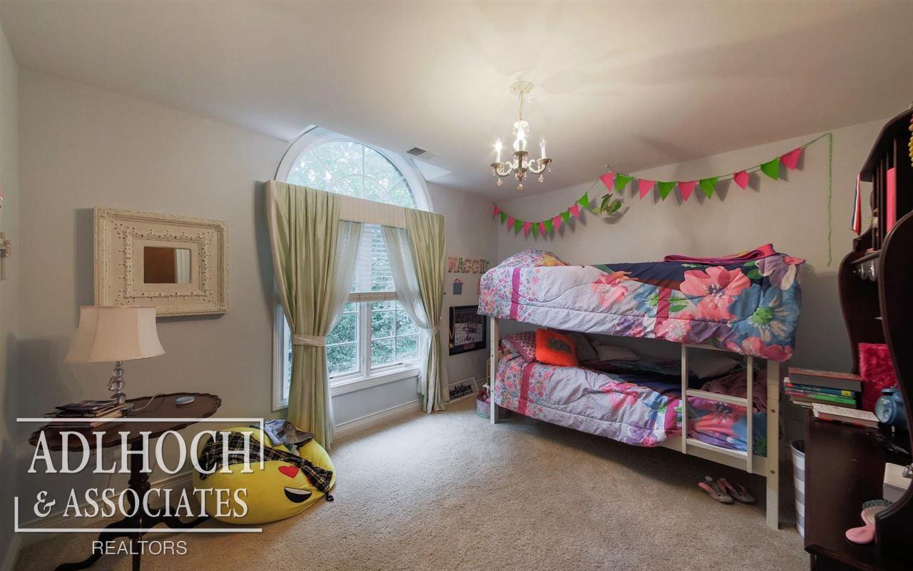 920 Shoreham Road Grosse Pointe Woods, MI 48236 - Photo 22 of 39